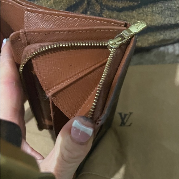 Authentic Louis Vuitton Monseirre Tressor Wallet - Picture 8 of 14